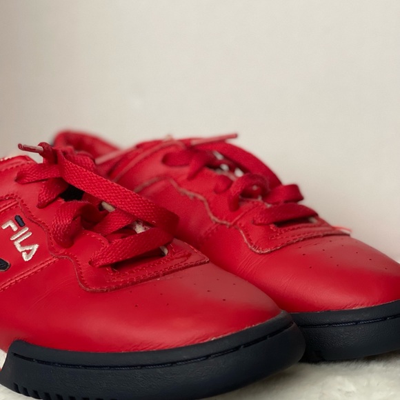 Fila - Picture 2 of 3